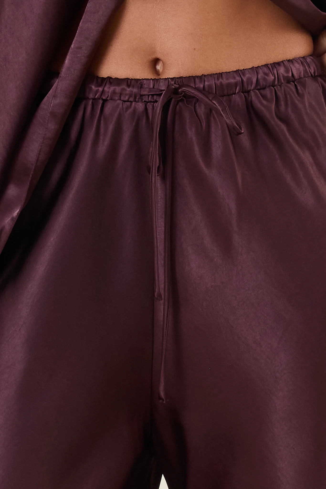 Ines Pant (Wine) - Image 4