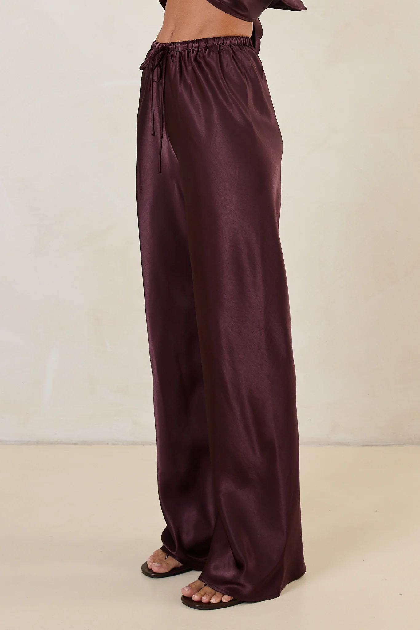 Ines Pant (Wine) - Image 6