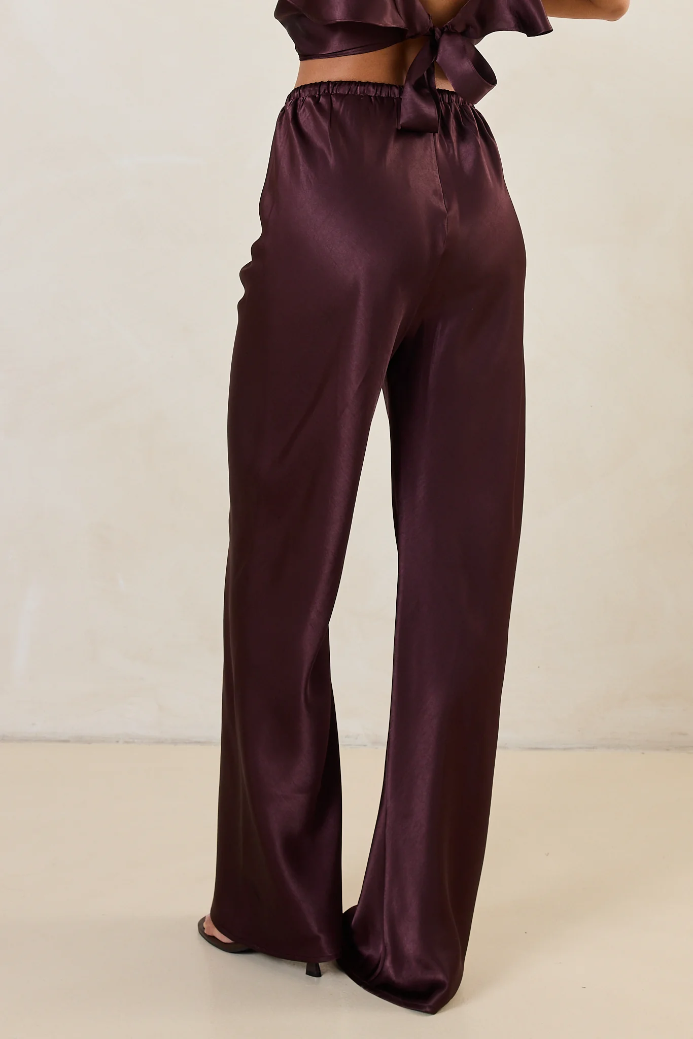 Ines Pant (Wine) - Image 7