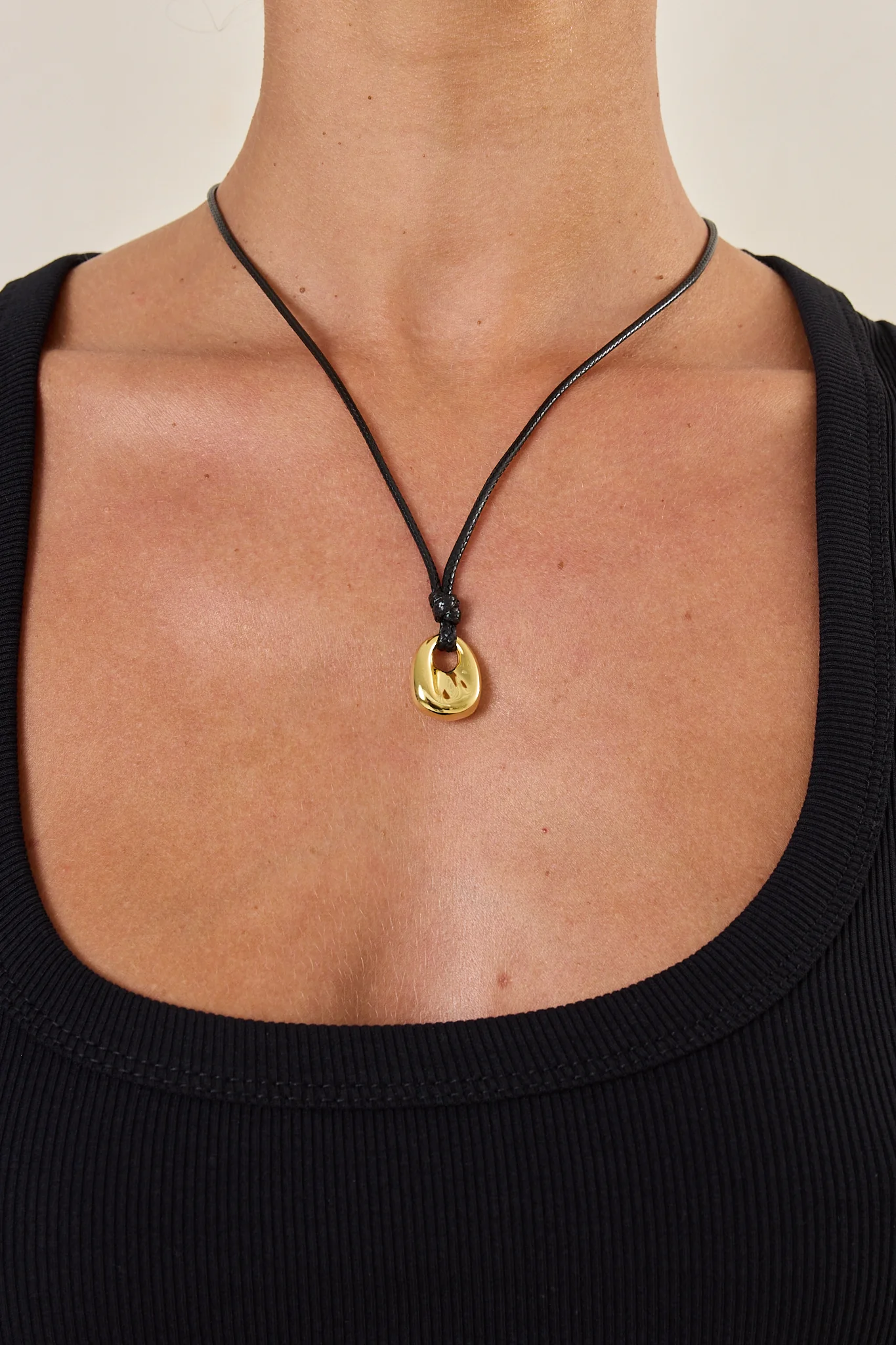 Luna Necklace (Gold) - Image 3