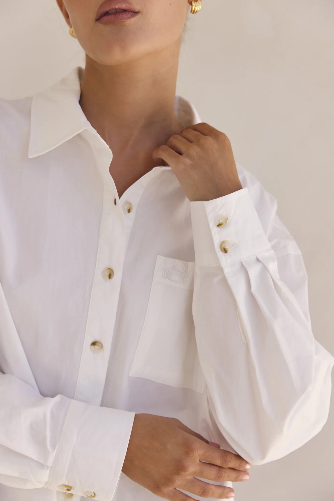 Odette Signature Shirt (White) - Image 4