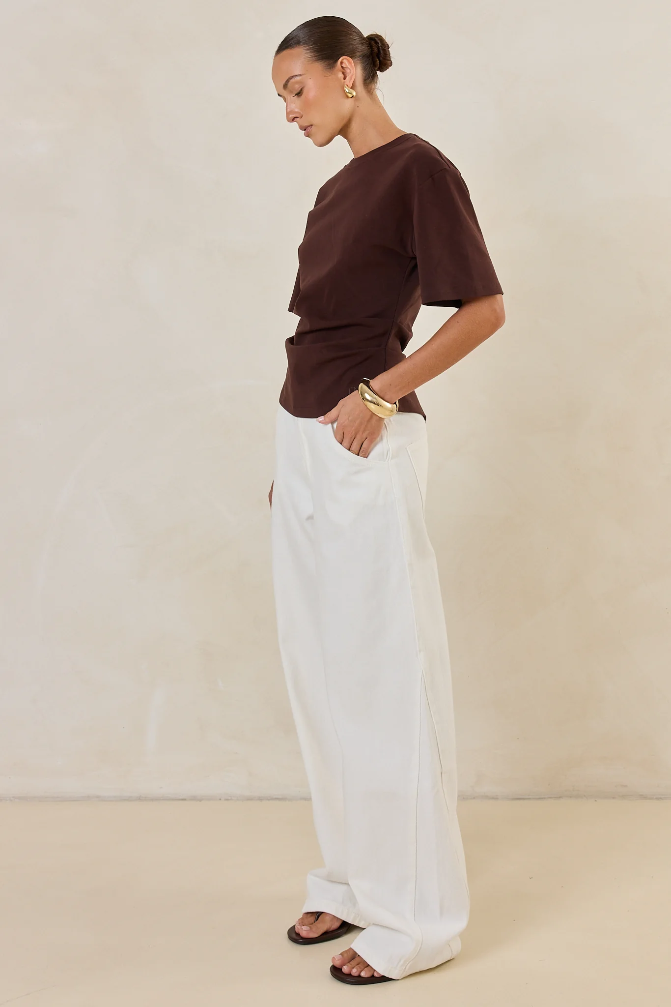 Rory Cinched Tee (Chocolate) - Image 6